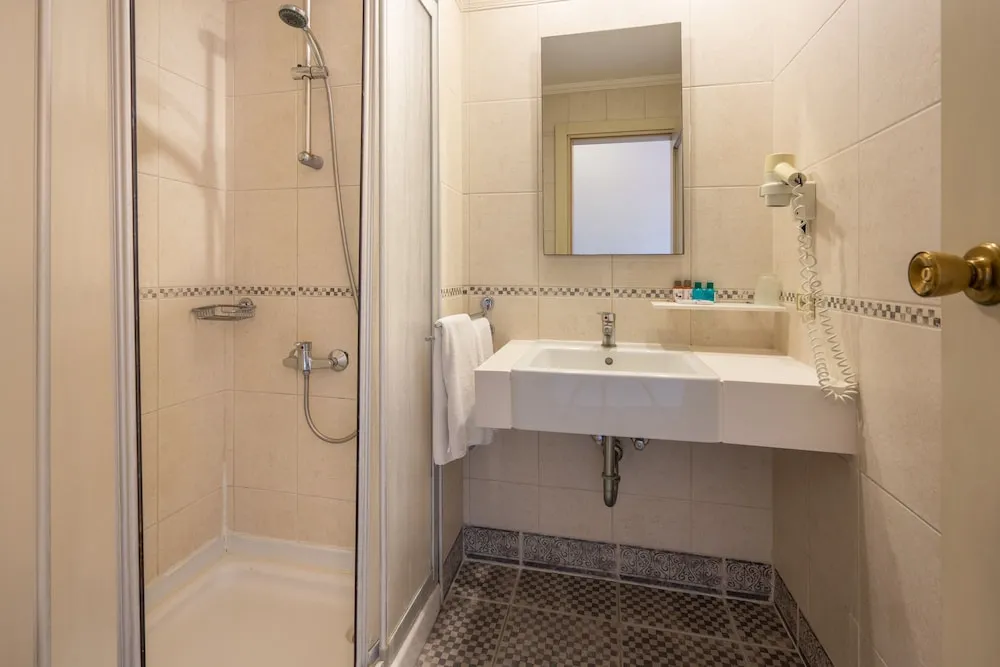 Superior Double Twin Room