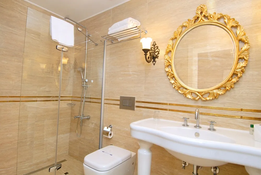 Deluxe Double Twin Room with Balcony