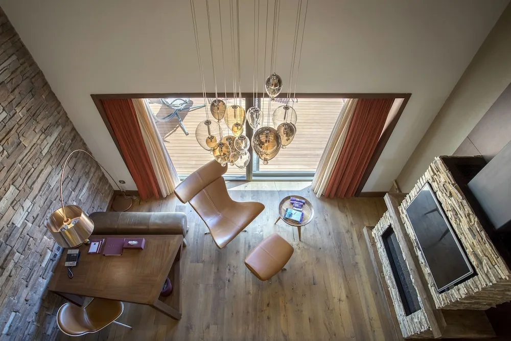 Duplex Suite (Ishtar)