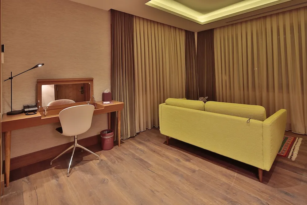 King Cave Suit with Spa Bath ( Aruru )