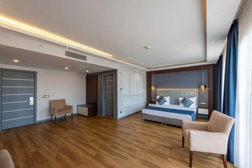 Deluxe Tek Büyük Yataklı Oda, Deniz Manzaralı