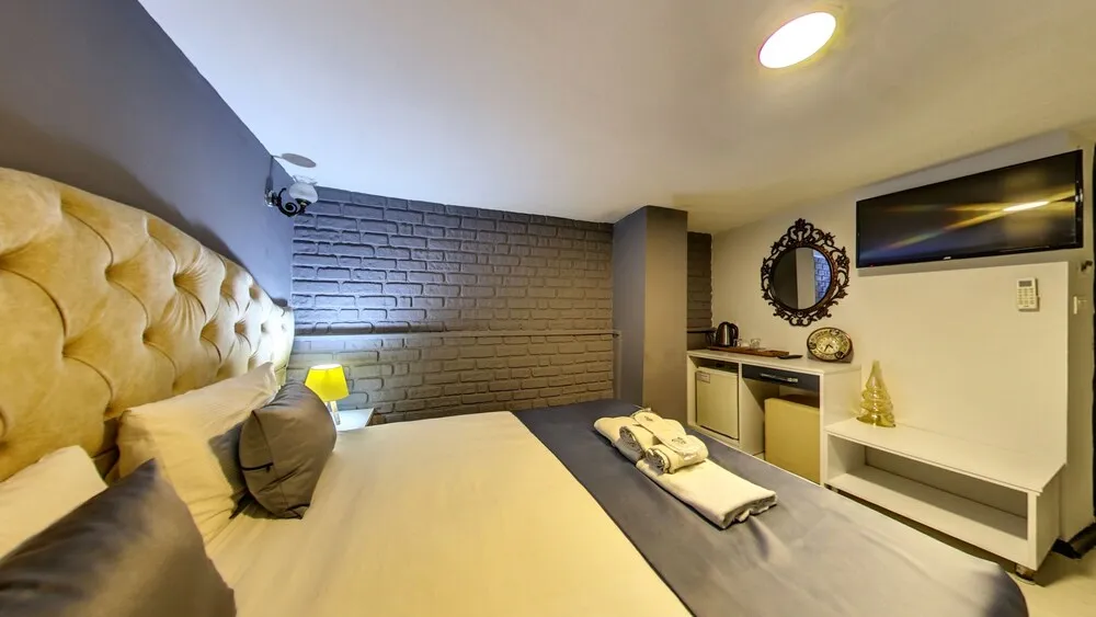 Deluxe Üç Kişilik Oda