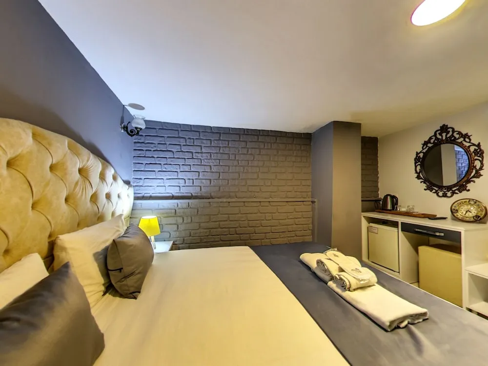 Deluxe Üç Kişilik Oda