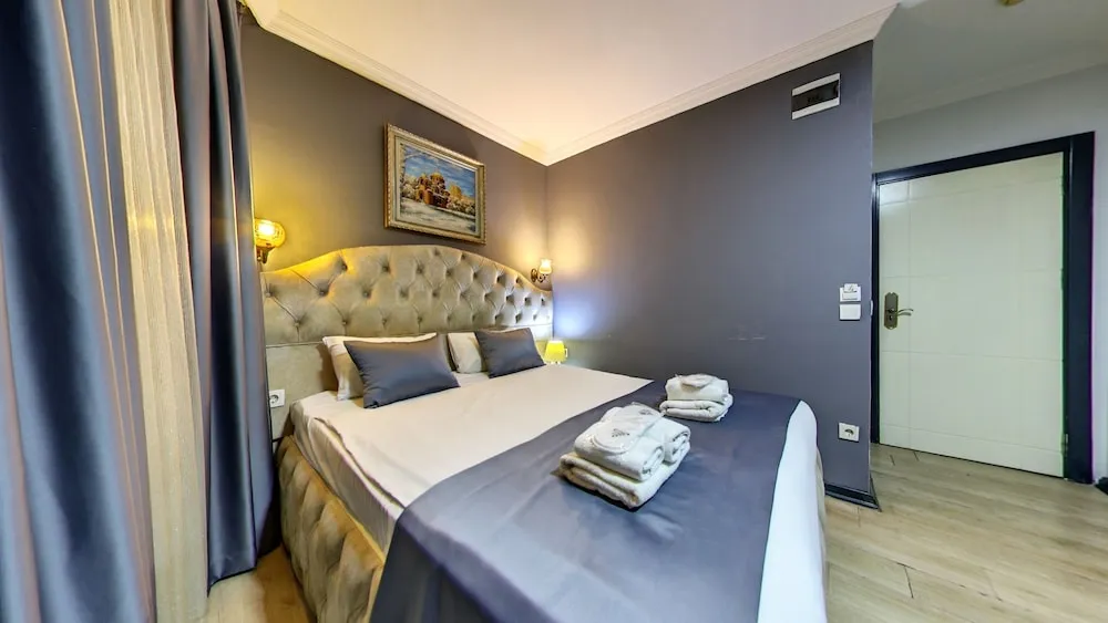 Deluxe Üç Kişilik Oda