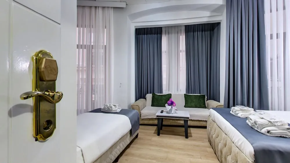 Deluxe Dört Kişilik Oda, Sigara İçilmez, Balkon