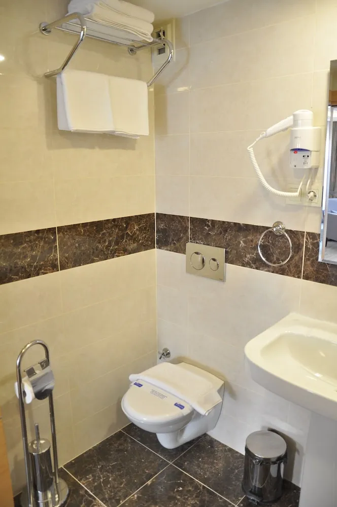 Deluxe Süit, Sigara İçilebilir, Balkon