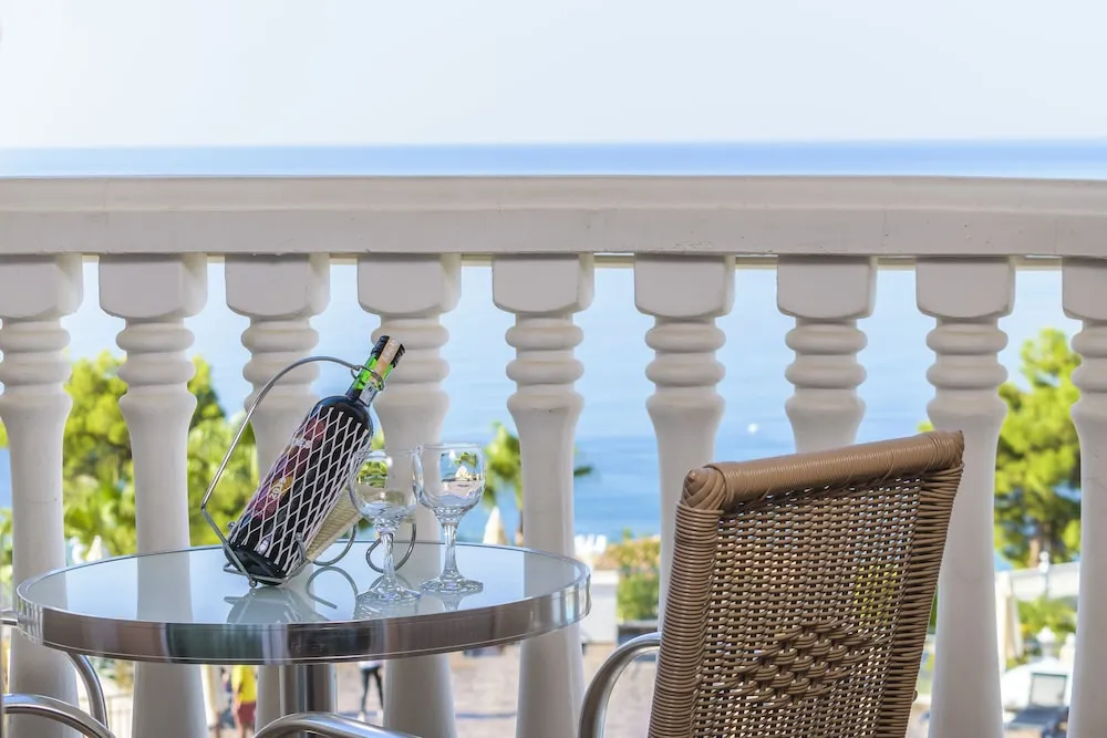 Standard Oda, Deniz Manzaralı