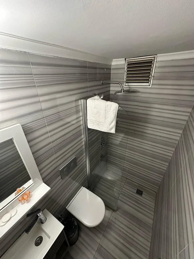 Standard Üç Kişilik Oda
