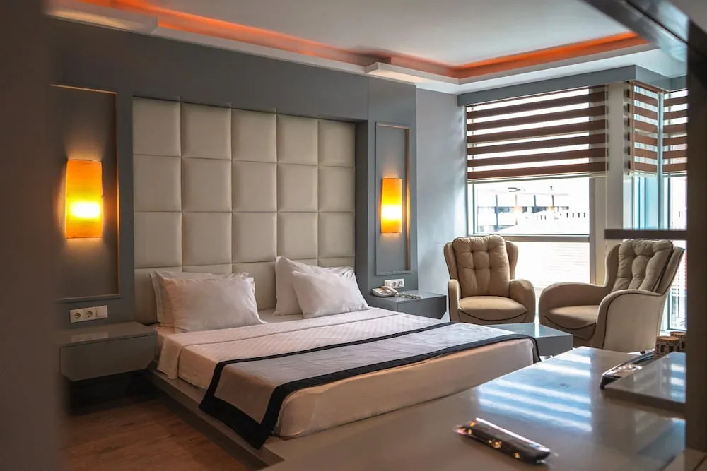 Junior Süit, Şehir Manzaralı