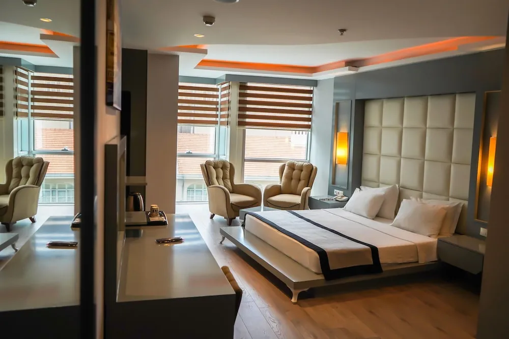 Junior Süit, Şehir Manzaralı