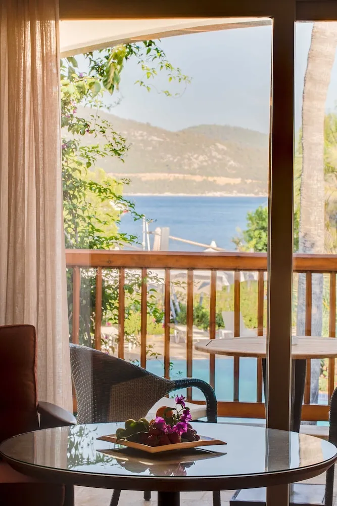 Süit, 1 Yatak Odası, Deniz Manzaralı