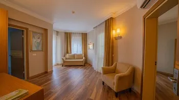 Grand Cettia Hotel