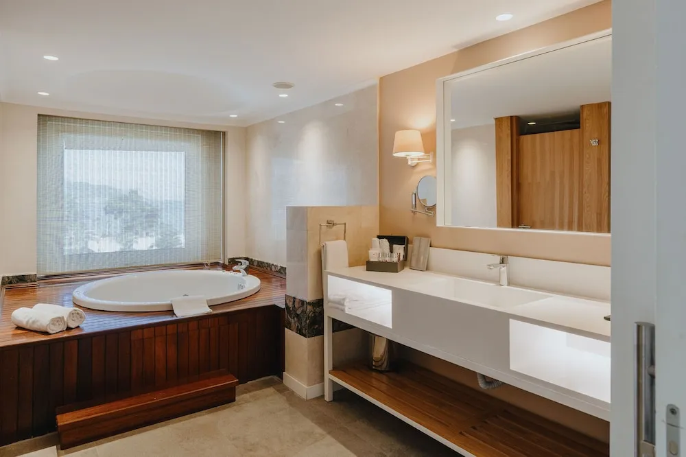 Deluxe Süit, Sıcak Su Küveti, Deniz Manzaralı