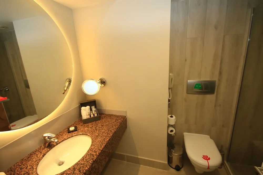 Deluxe Tek Büyük Yataklı Oda, Deniz Manzaralı