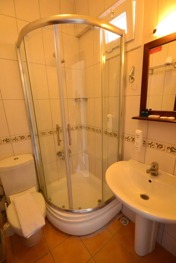 Standard Üç Kişilik Oda, Birden Çok Yatak, Deniz Manzaralı