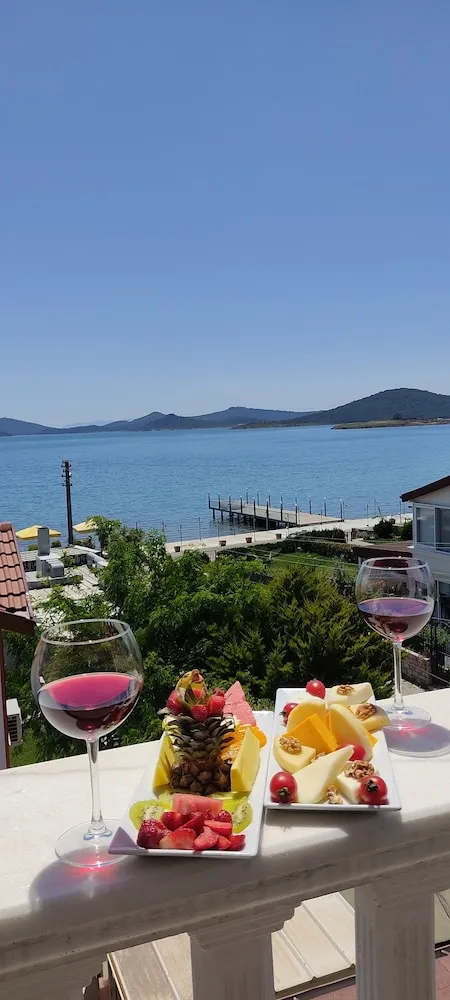 Standard Tek Büyük Yataklı Oda, 1 Çift Kişilik Yatak, Deniz Manzaralı