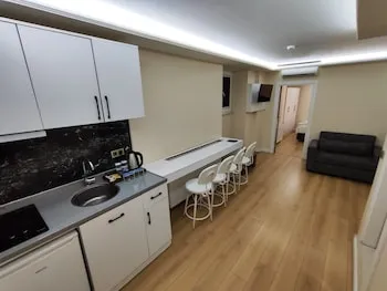 Luce Suite Hotel