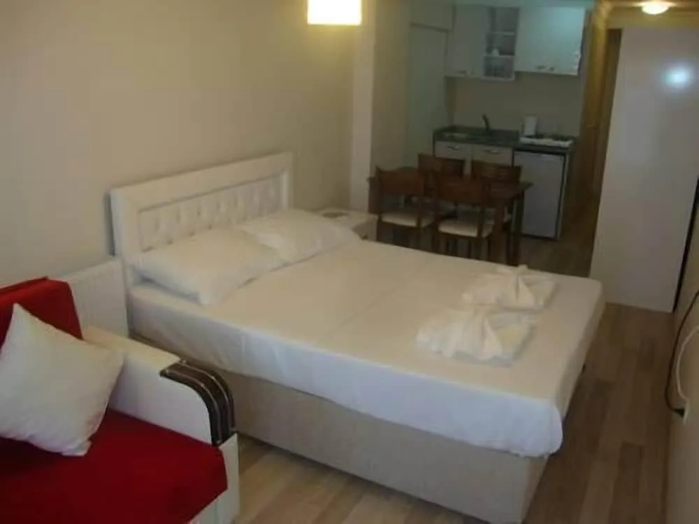 Standard Üç Kişilik Oda