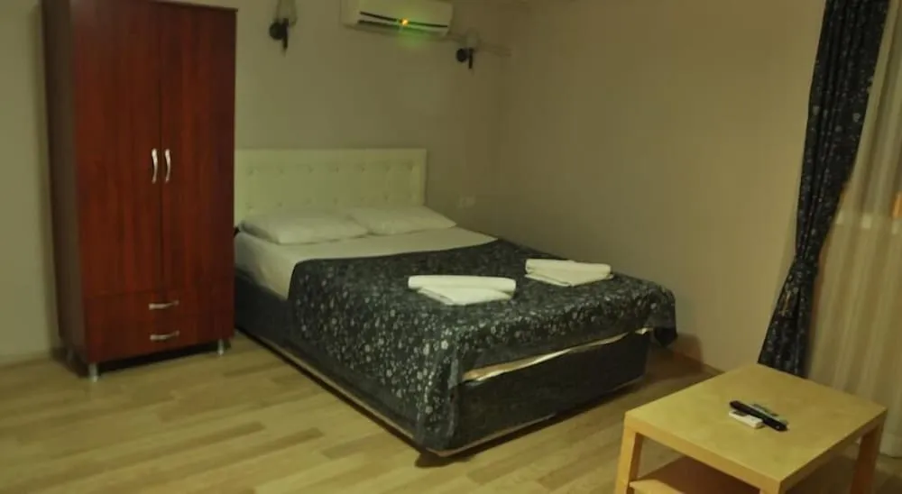 Standard Üç Kişilik Oda