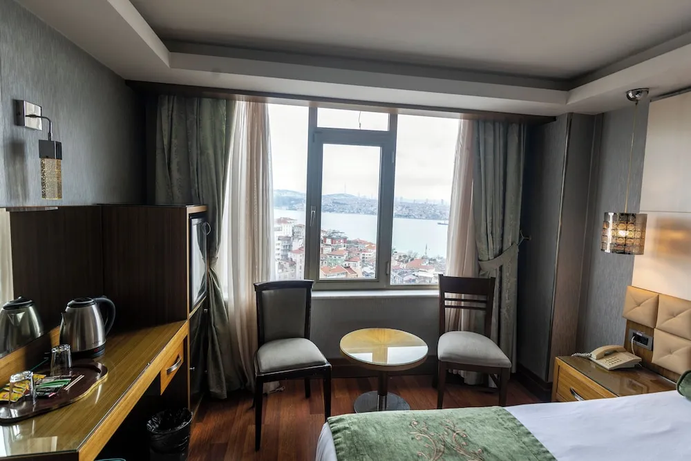 Superior Double or Twin Sea View