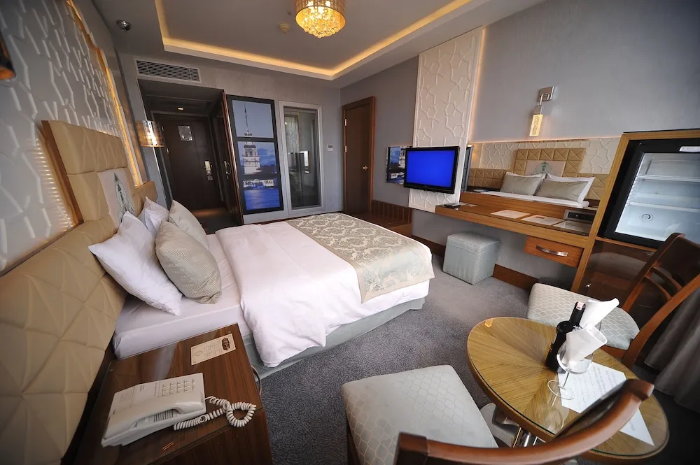 Superior Double or Twin Sea View