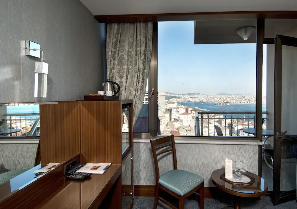 Superior Sea View Room with Balcony