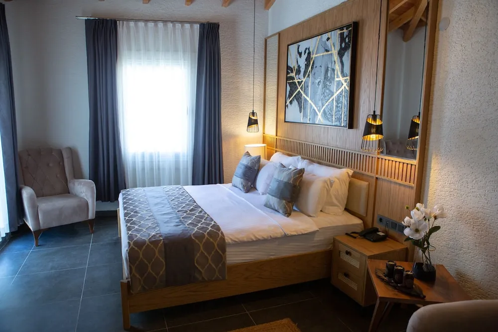 Corner Suite