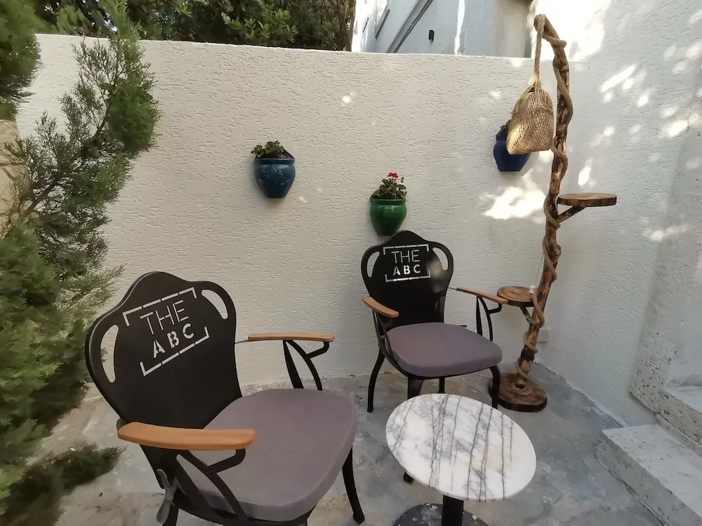 Standard Terrace