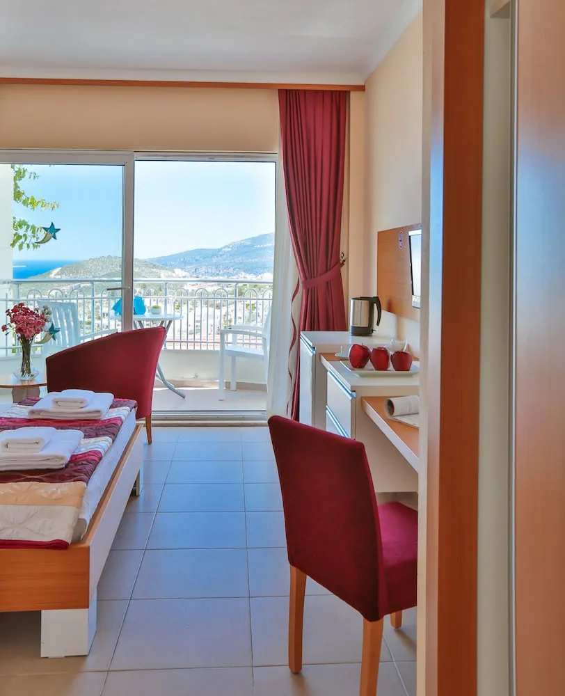 Deluxe Tek Büyük veya İki Ayrı Yataklı Oda, Deniz Manzaralı