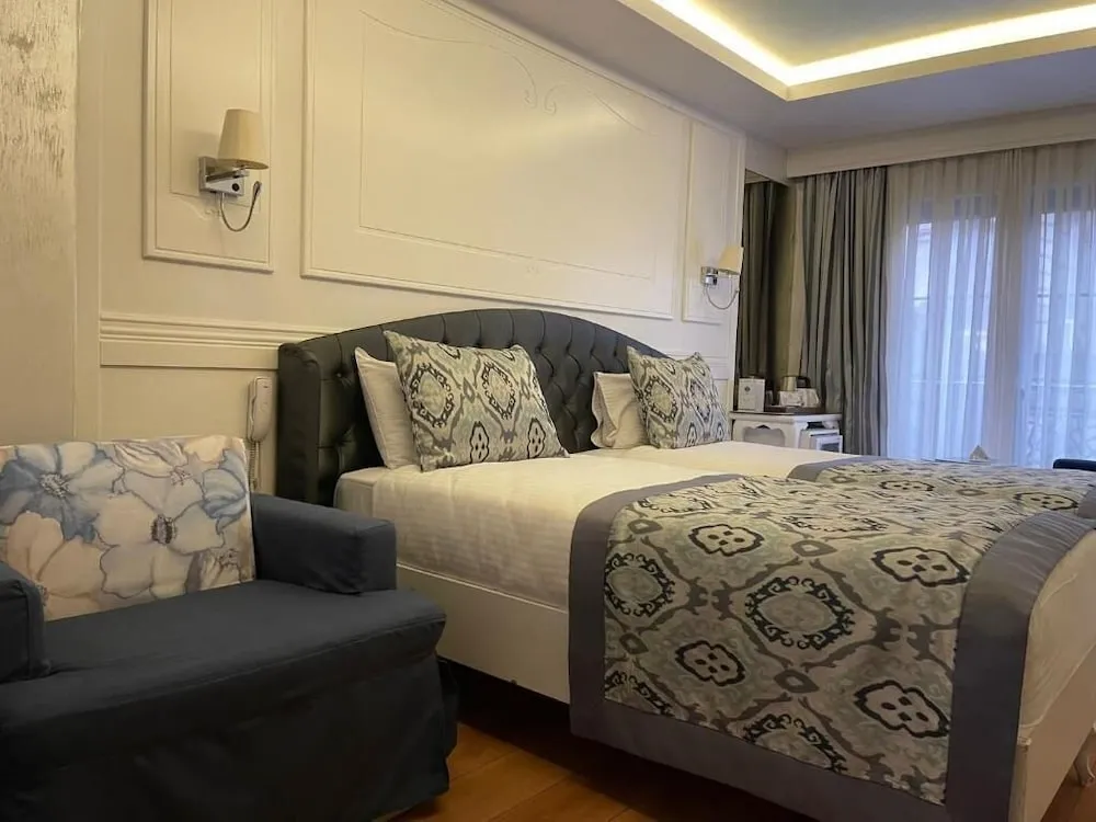 TRIPLE ROOM WITH SOFA BED