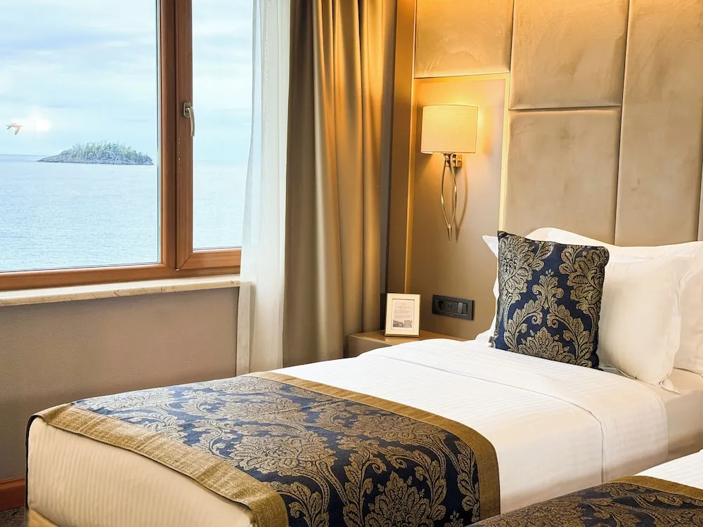Oda, 2 Tek Kişilik Yatak, Deniz Manzaralı