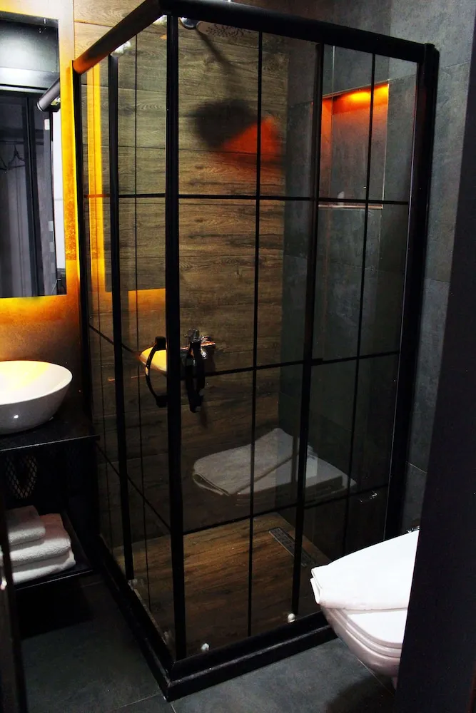 Deluxe Tek Büyük veya İki Ayrı Yataklı Oda