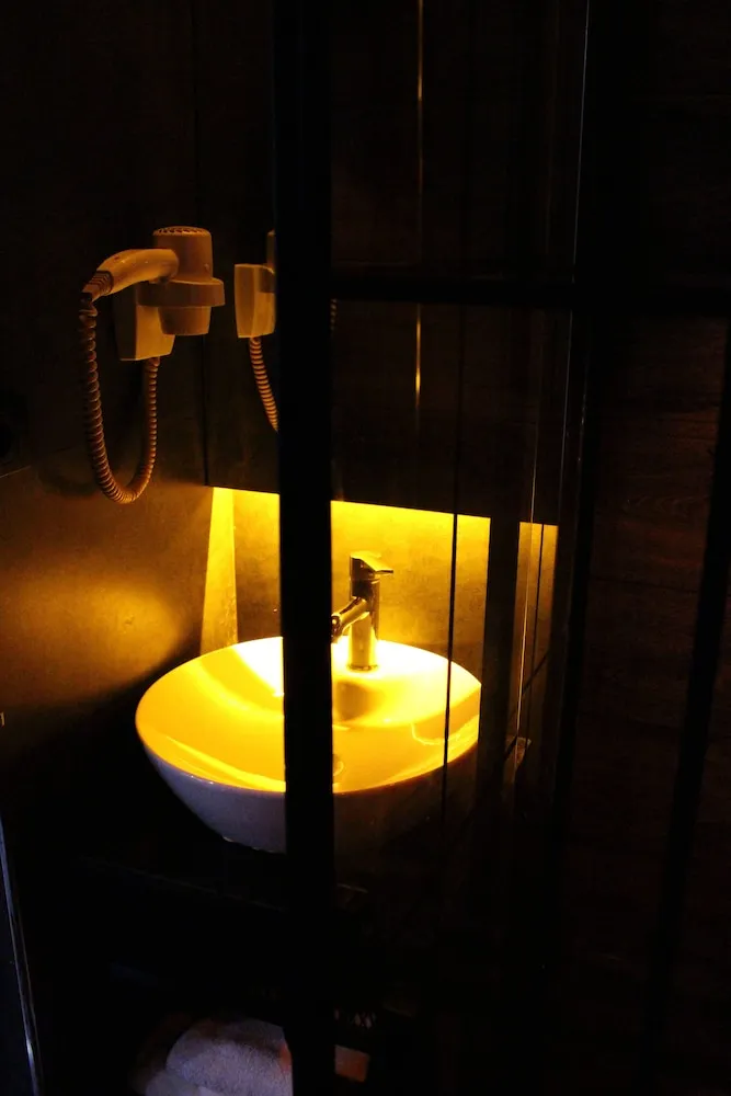 Deluxe Dört Kişilik Oda