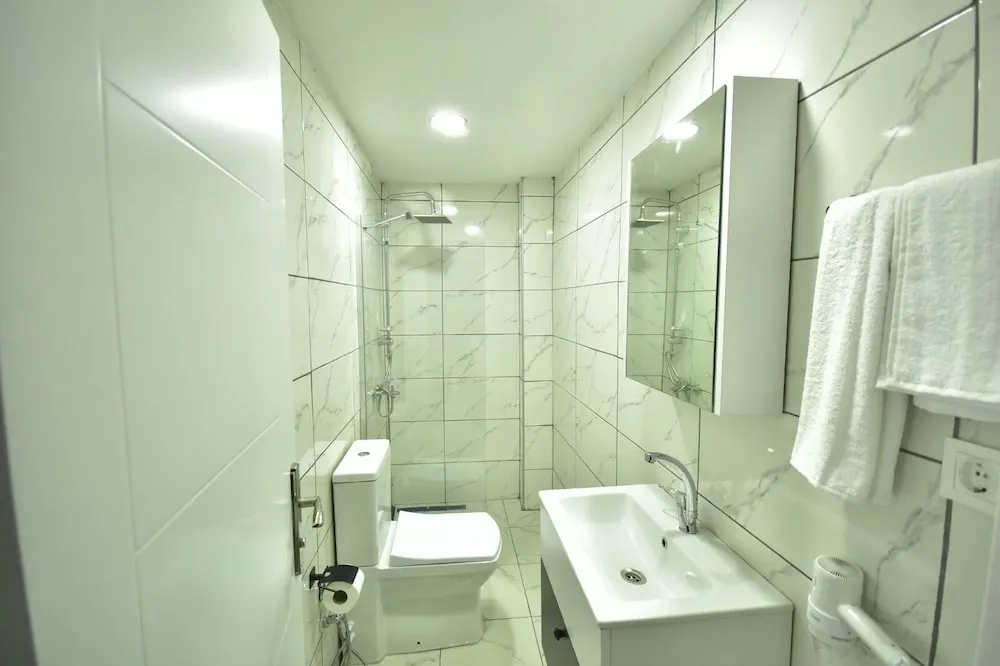 Standard Üç Kişilik Oda