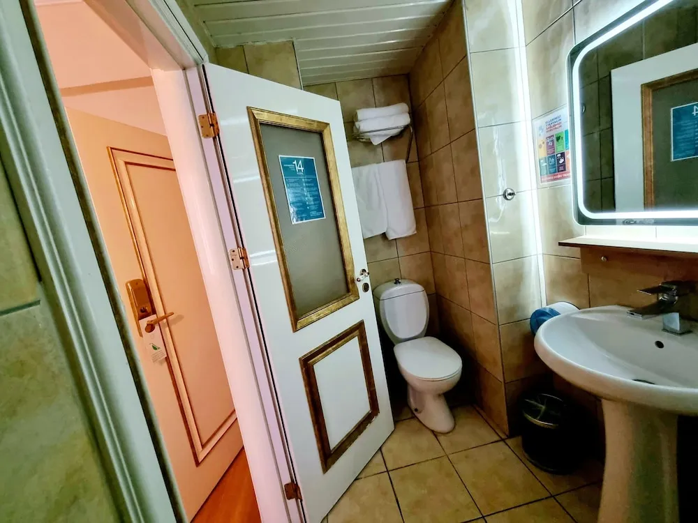 Deluxe Tek Büyük veya İki Ayrı Yataklı Oda