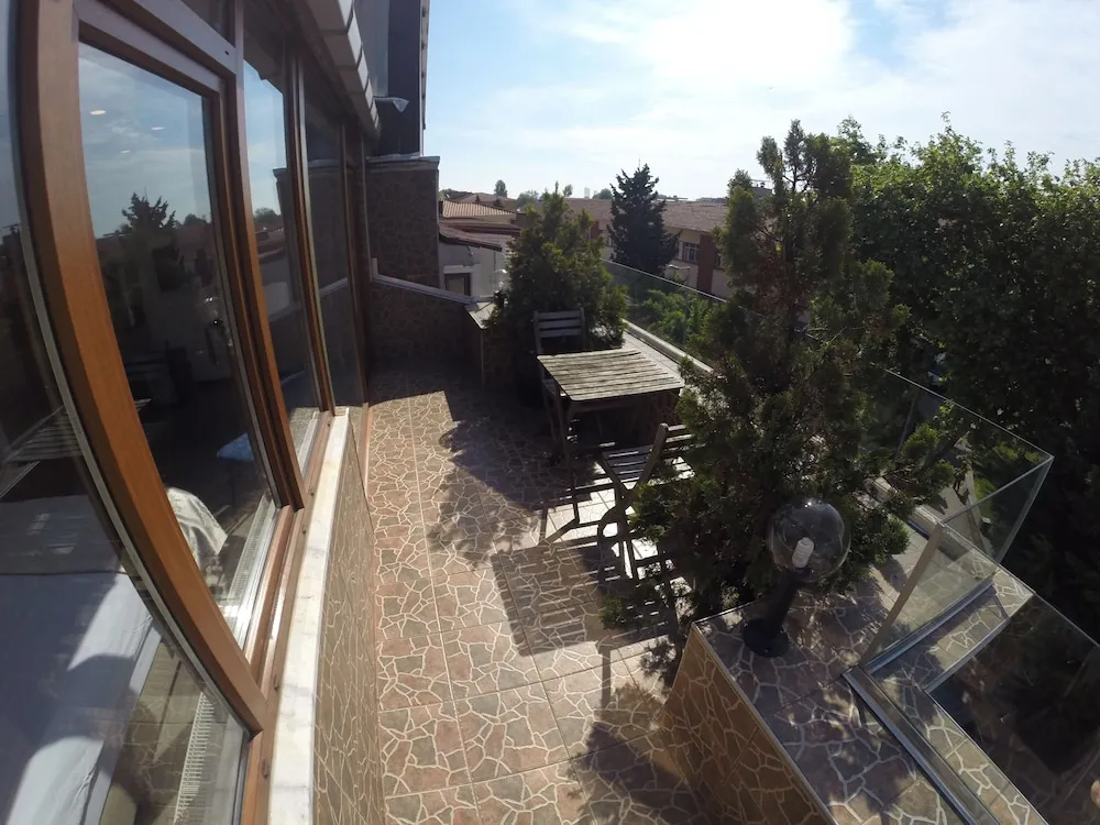 Deluxe Tek Büyük Yataklı Oda, Balkon