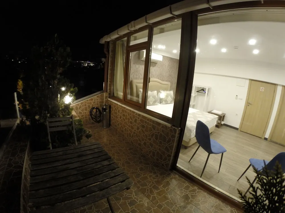 Deluxe Tek Büyük Yataklı Oda, Balkon