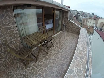 Meydan Suites