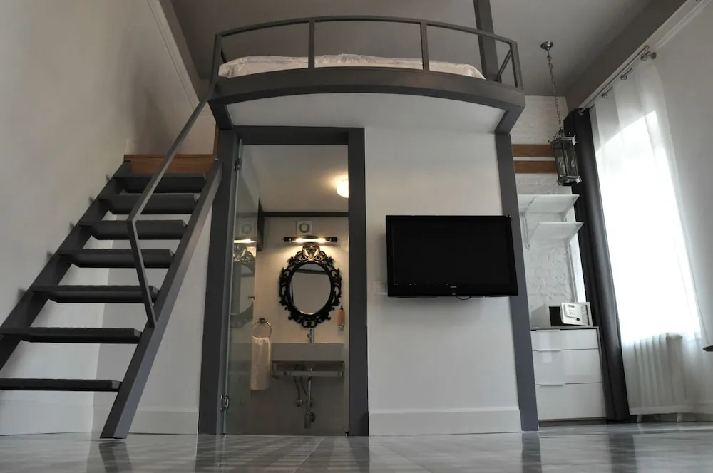 Çatı Katı (Loft)
