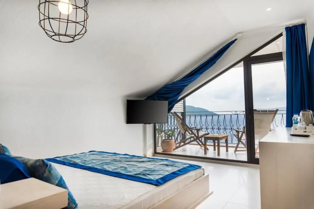 Panoramic Tek Büyük Yataklı Oda