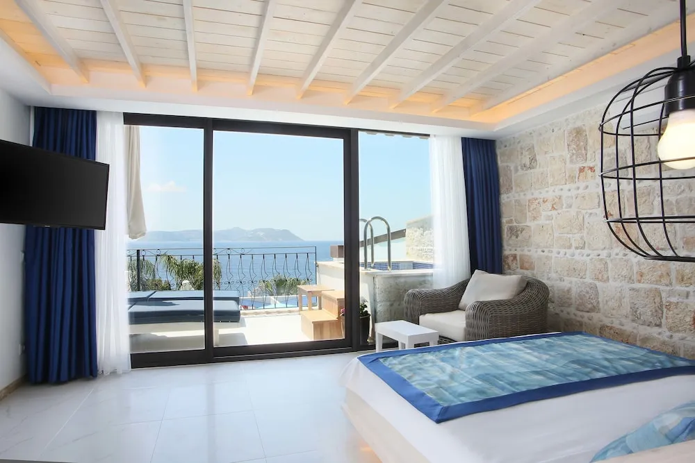 Deluxe Tek Büyük Yataklı Oda, Deniz Manzaralı