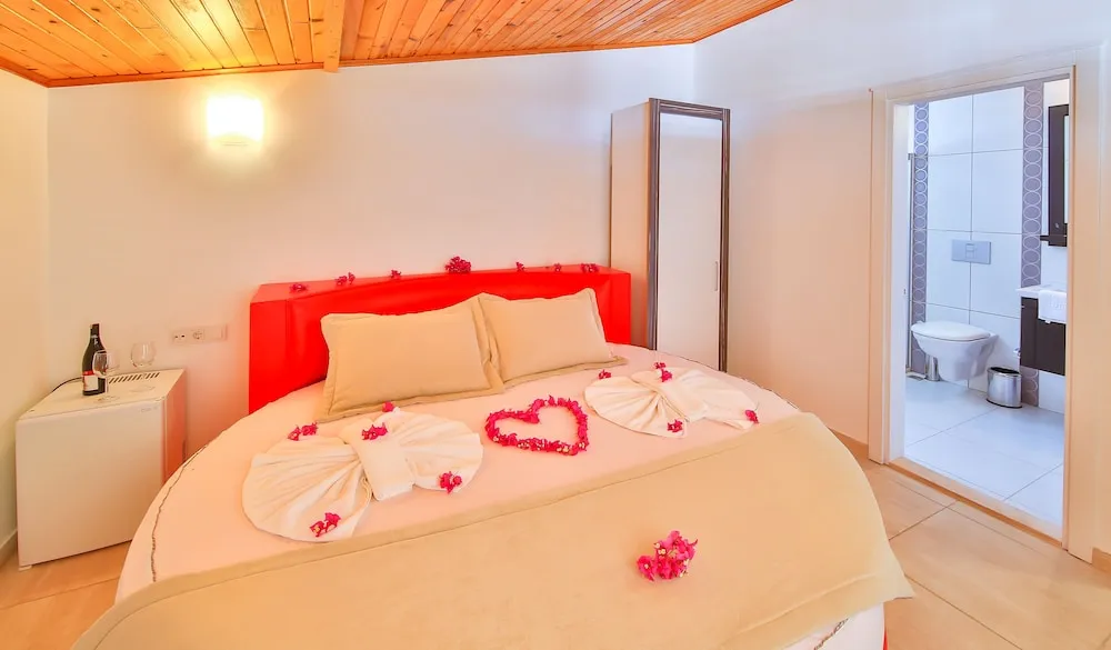 Honeymoon Oda, Kısmi Deniz Manzaralı