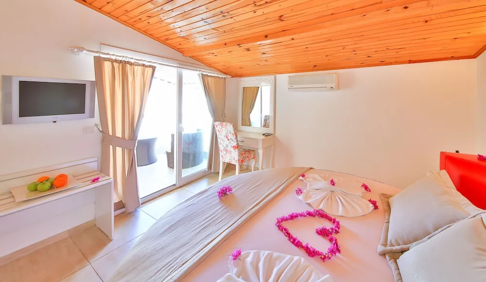 Honeymoon Oda, Kısmi Deniz Manzaralı