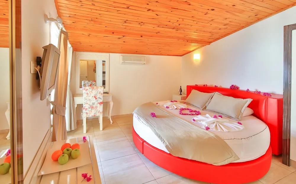 Honeymoon Oda, Kısmi Deniz Manzaralı