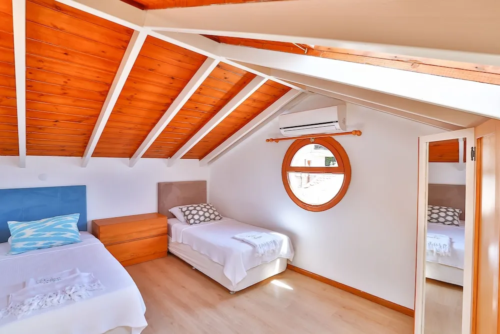 Economy Apart Daire, 2 Yatak Odası, Balkon, Kısmi Deniz Manzaralı