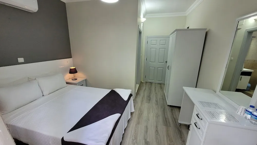 EKONOMİK 2 KİŞİLİK OTEL ODASI