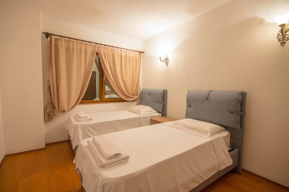 Family Villa, 4 Yatak Odası, Bahçeli