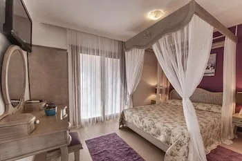 Nea Garden Hotel
