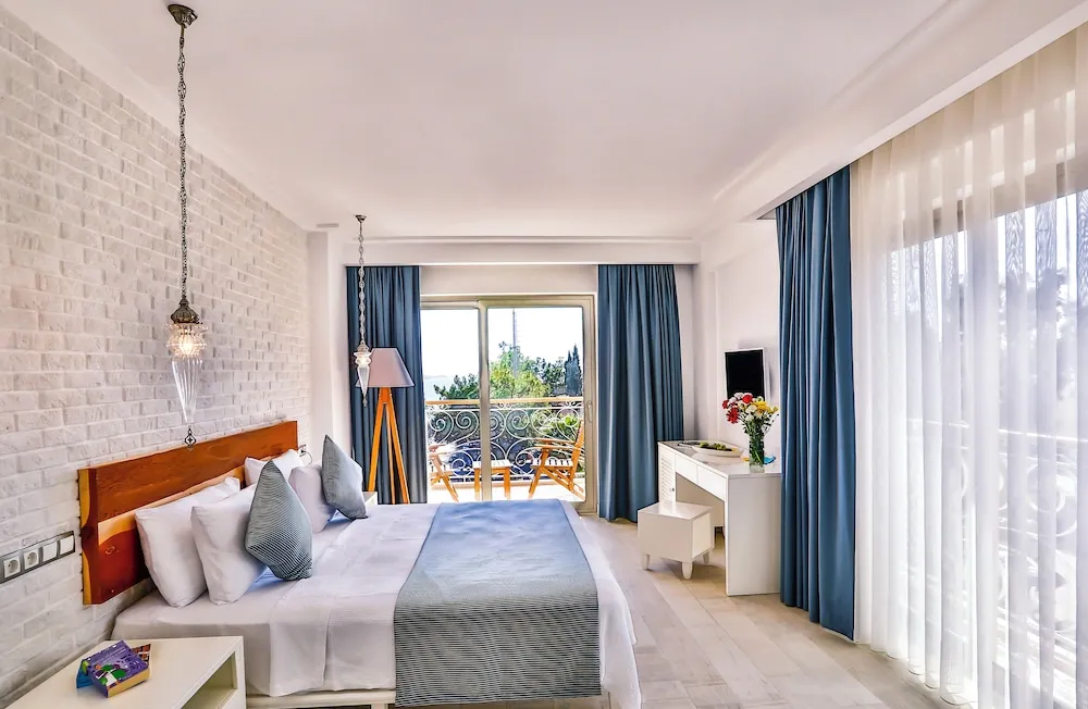 Standard Tek Büyük Yataklı Oda, Balkon, Deniz Manzaralı