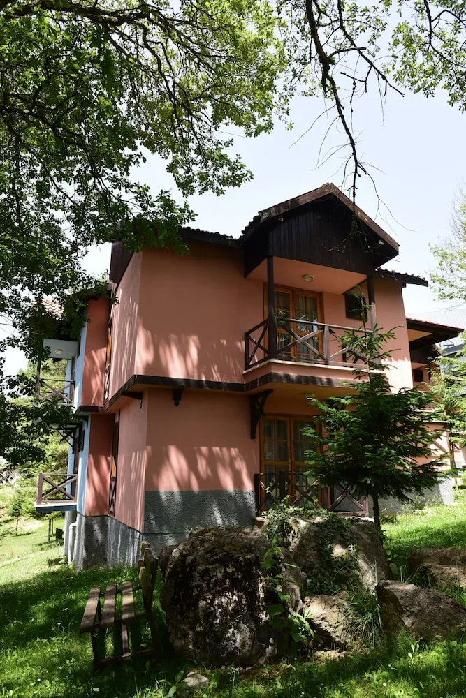 Club Garden Room